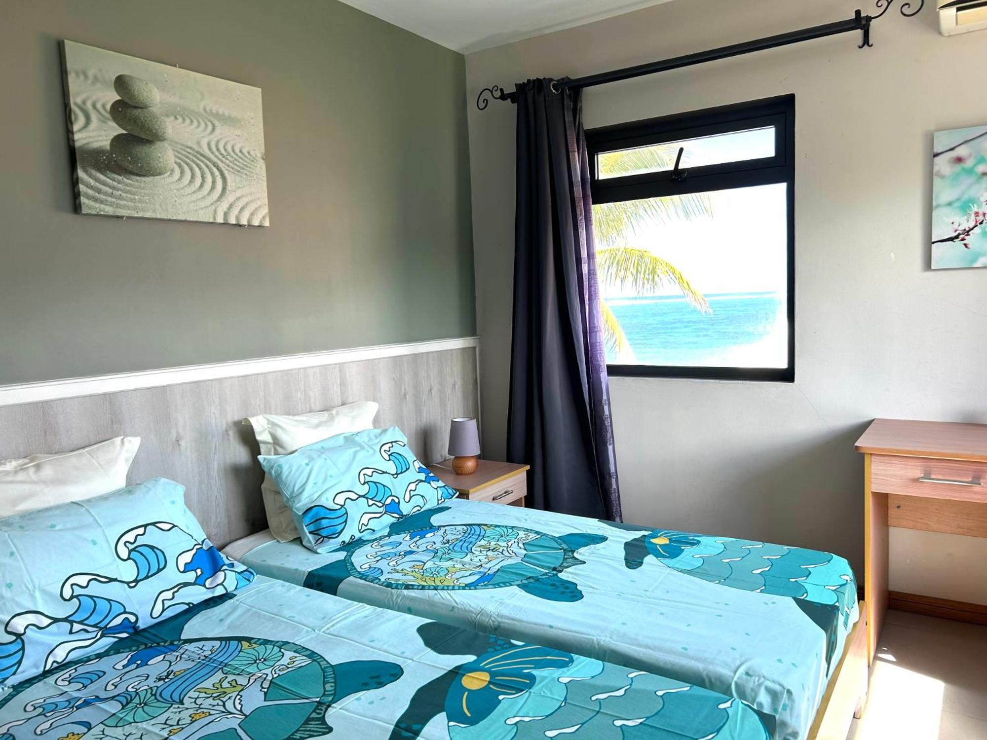 Blue Beryl Guest House Blue Bay Exteriér fotografie